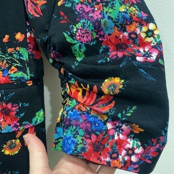 Laundry By Shelli Segal Floral Blazer - Picture 5 of 13